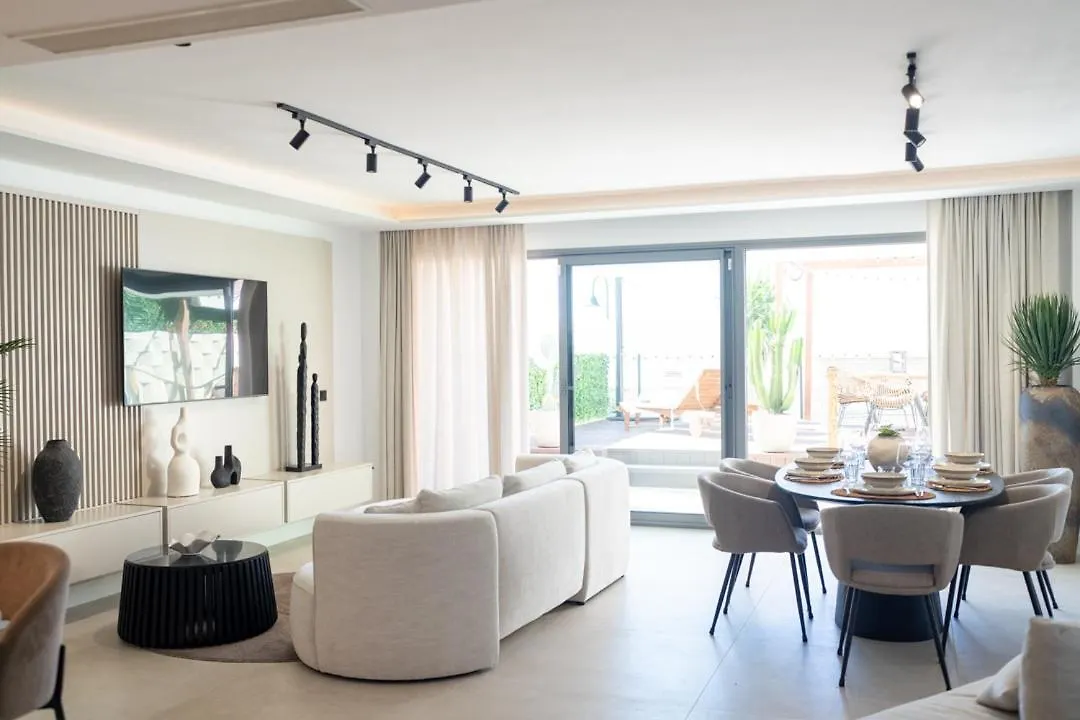 펜션 Beautiful Modern Town House - Eden Resort El Faro