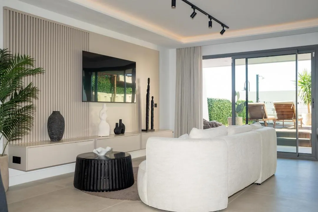 Beautiful Modern Town House - Eden Resort El Faro