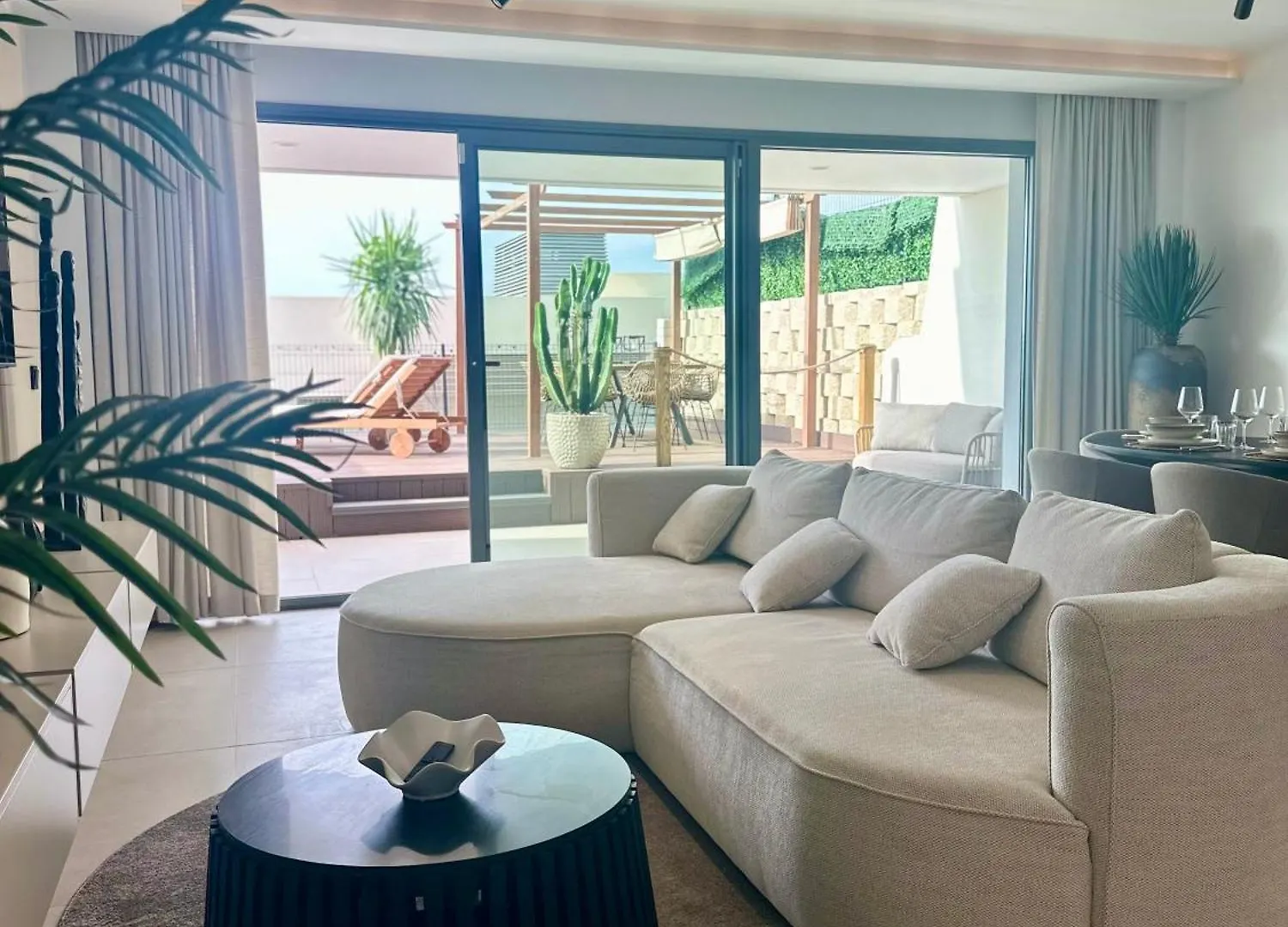 Beautiful Modern Town House - Eden Resort El Faro スペイン